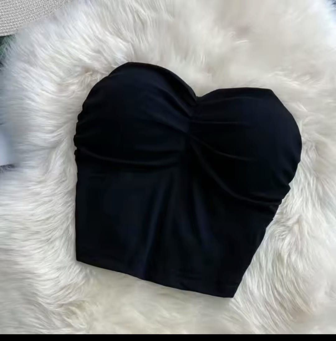 Crop Top Strapless Negro: Escote Corazón Fruncido